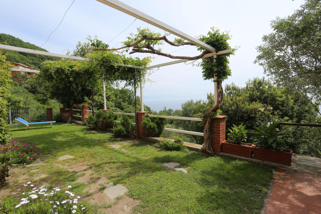 Villa Giò - Terrazza nel Blu Bergeggi Exterior foto