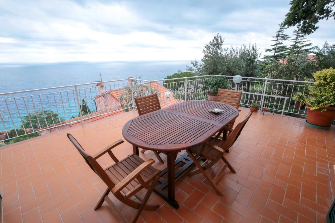 Villa Giò - Terrazza nel Blu Bergeggi Exterior foto