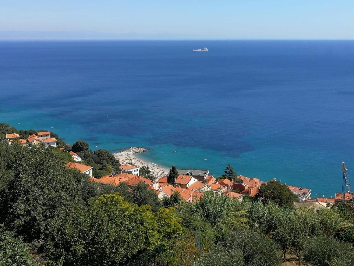 Villa Giò - Terrazza nel Blu Bergeggi Exterior foto