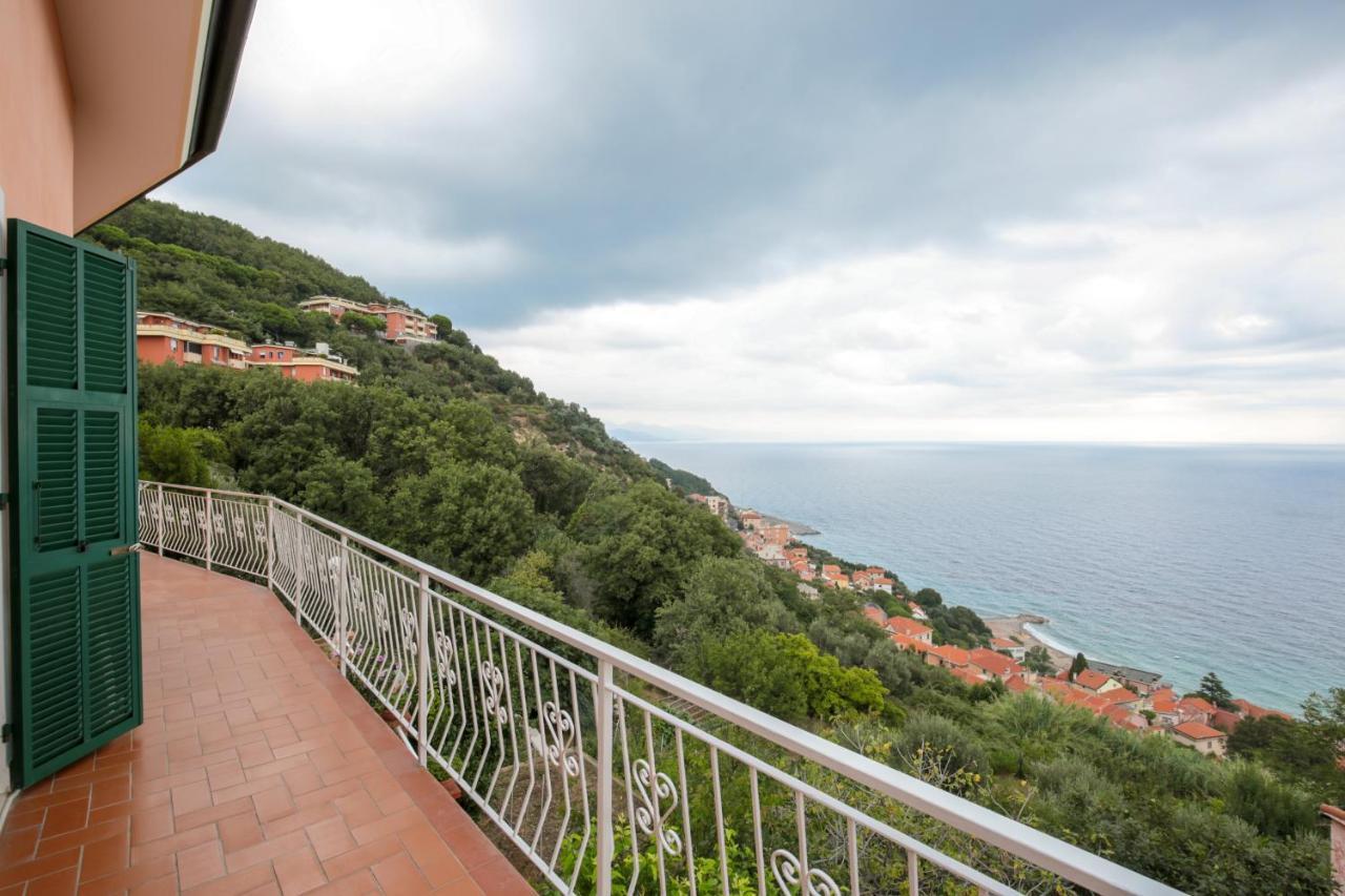 Villa Giò - Terrazza nel Blu Bergeggi Exterior foto
